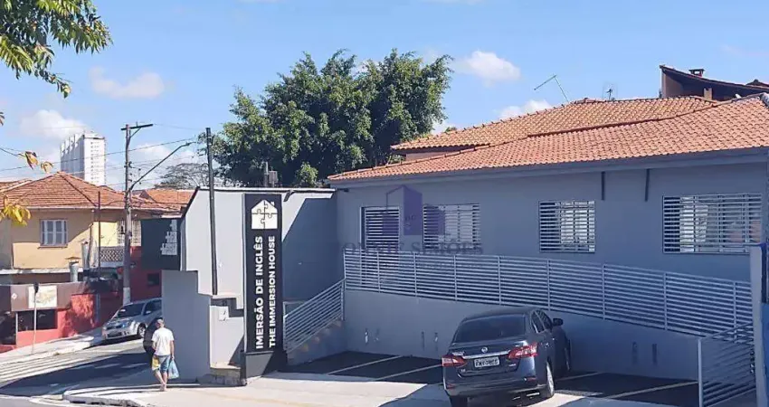 SOBRADO COMERCIAL PARA ALUGAR E VENDER, 270 M² TOTAL, 265 ÚTIL, INTERLAGOS, 13 SALAS, AMPLA RECEPÇÃO, COZINHA, VARANDA, 3 BANHEIROS, QUINTAL, 6 VAGAS