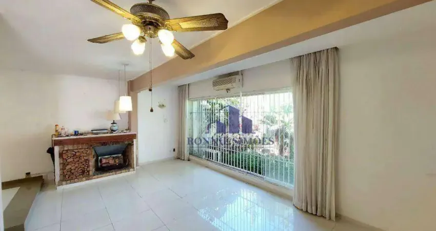CASA RESIDENCIAL À VENDA, 303 M²,  MOEMA, 3 DORMITÓRIOS, 1 SUÍTE, 1 SALA, 2 ESCRITÓRIOS, 5 BANHEIROS, 2 VAGAS.