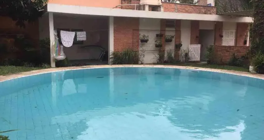 Próxima do parque