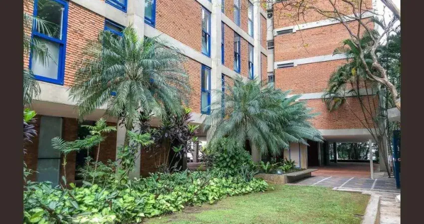 Apartamento com 3 dormitórios à venda, 81 m² por R$ 820.000,00 - Moema - São Paulo/SP