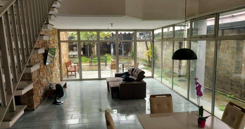 Casa com 3 dormitórios à venda, 520 m² por R$ 2.400.000,00 - Santo Amaro - São Paulo/SP