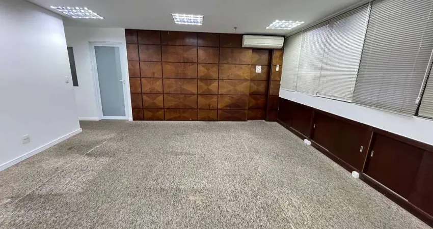 Sala comercial com 2 salas para alugar no Campo Belo, São Paulo 