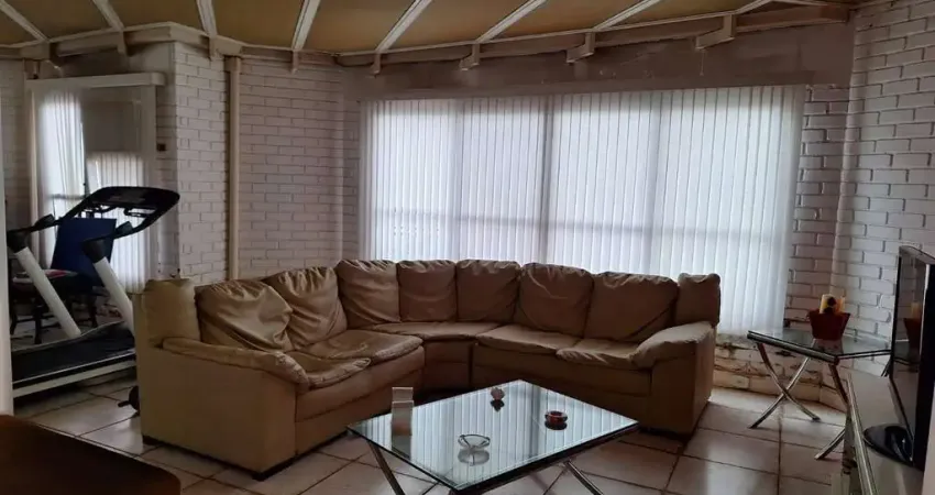 Apartamento duplex 200m², 3 dormitórios, 1 suíte e 3 vagas no brooklin