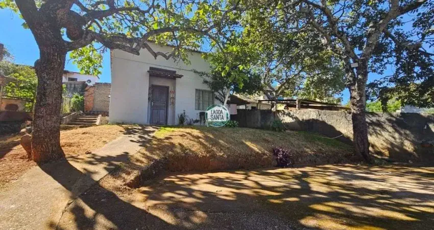 Casa com 2 dormitórios à venda, 68 m² por R$ 380.000 - Aeronautas - Lagoa Santa/MG