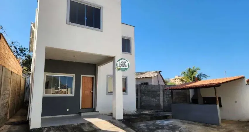 Casa com 3 dormitórios à venda, 131 m² por R$ 440.000,00 - Lundceia - Lagoa Santa/MG