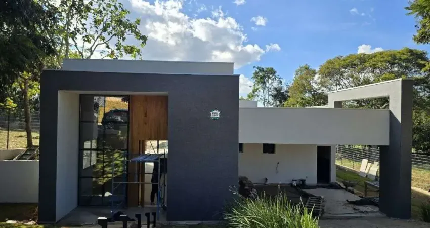 Casa com 4 dormitórios à venda, 375 m² por R$ 3.000.000 - Condomínio Vitória Golf Residence - Lagoa Santa/MG
