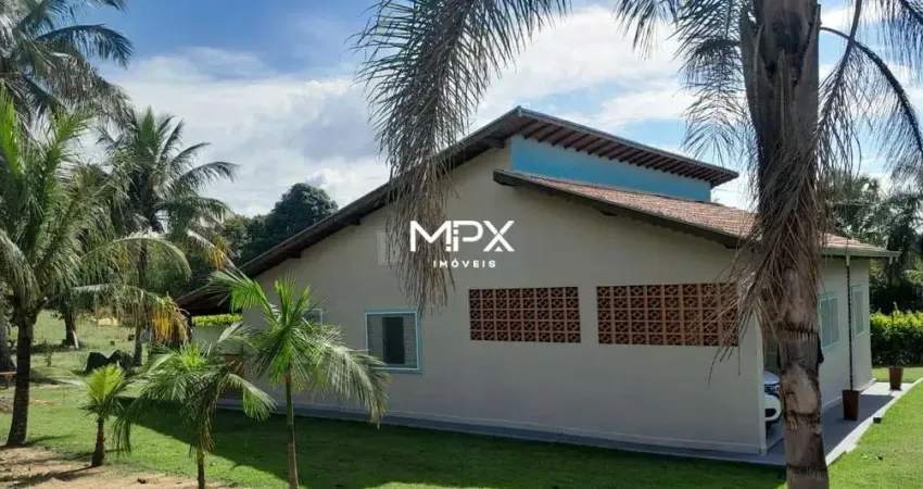 Chácara / sítio com 3 quartos à venda na Zona Rural, Santa Maria da Serra