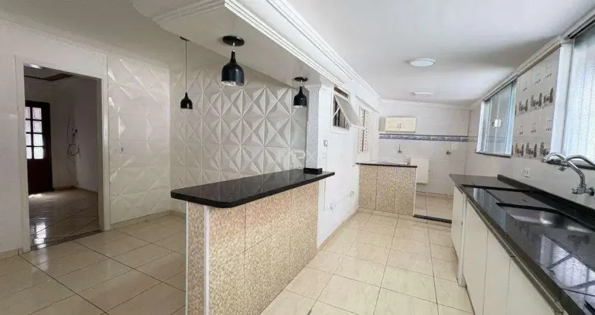 Casa à venda em Piracicaba, Jardim Itapuã, com 4 quartos, com 213.9 m²