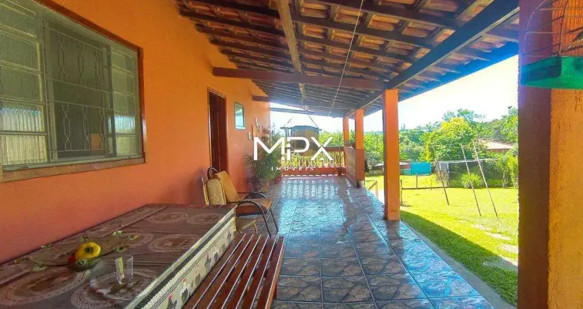 Chácara à venda em Piracicaba, Pau Queimado, com 2 quartos, com 1208 m²