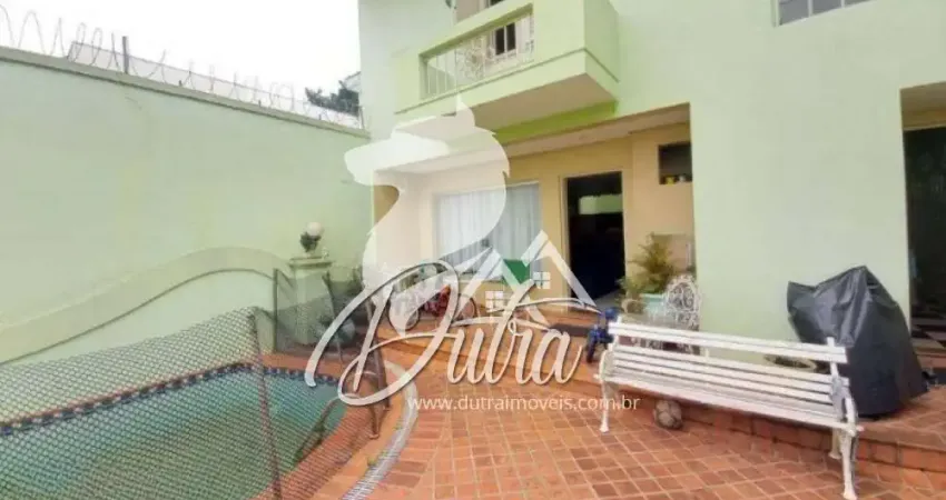 Padrão parque colonial 200m² 03 dormitórios 01 suítes 3 vagas