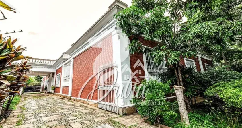 Padrão jardim paulista 800m² 04 dormitórios 03 suítes 10 vagas