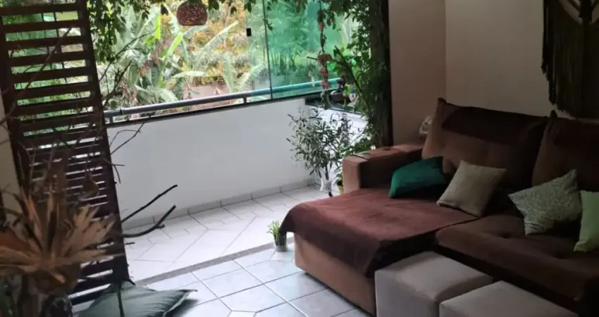Incrível apartamento no bairro Iririú de 83m², com 3 dormitórios, disponível apenas em nossa imobiliária!