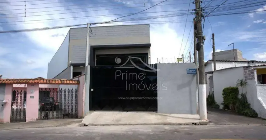 Galpão de alto padrão em arujá! 637m² na dutra/rodoanel, piso industrial e pé direito alto.