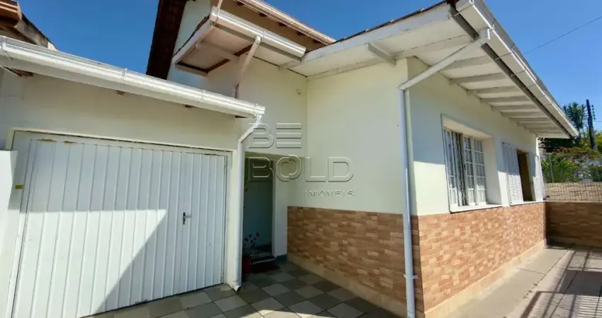 Casa com 3 quartos à venda na Rua Desembargador Tavares Sobrinho, 599, Itaguaçu, Florianópolis