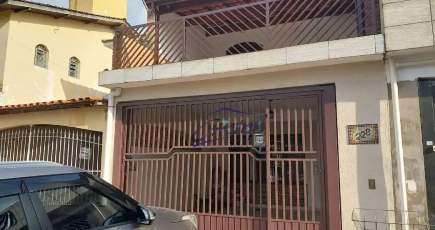 Casa com 3 dormitórios à venda, 183 m² por R$ 800.000,00 - Granja Viana - Cotia/SP