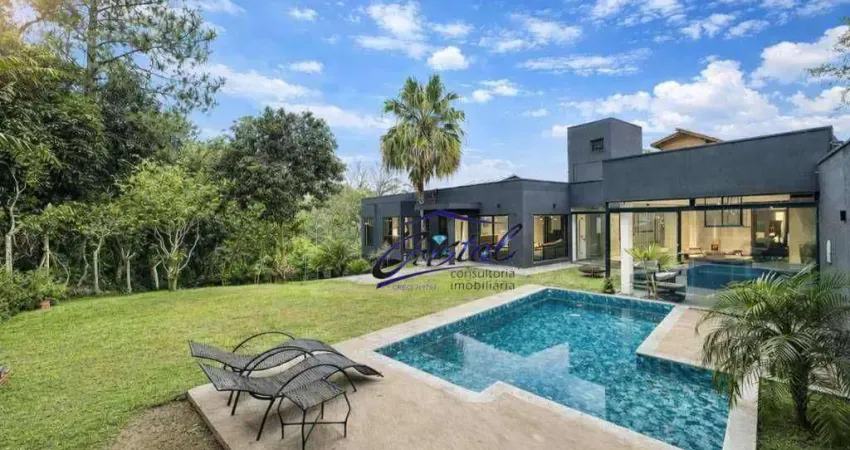 Casa com 4 quartos (3 suítes) à venda, 274 m² - Parque das Artes - Embu das Artes/SP