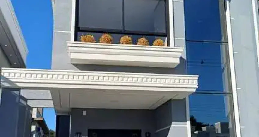 Casa moderna e espaçosa a venda nos Ingleses  - Florianópolis/SC