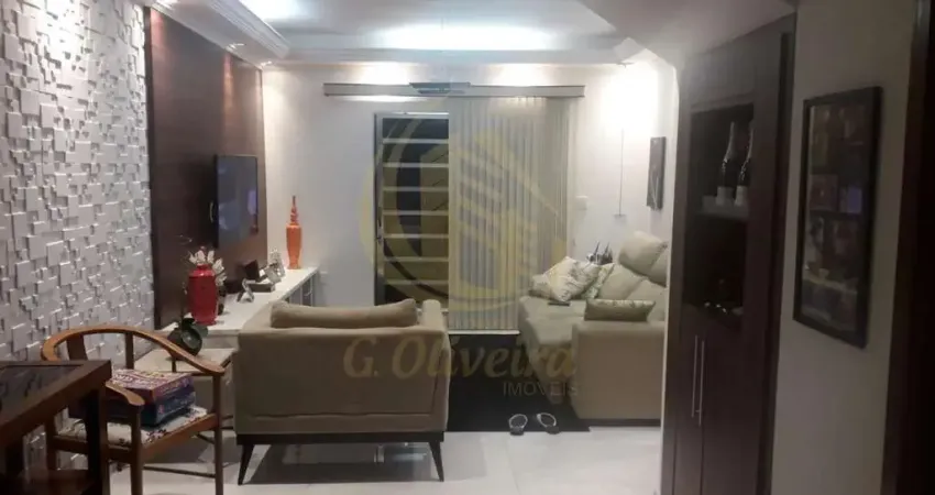 Sobrado à venda em Jundiaí-SP, no Parque Residencial Jundiaí: 3 quartos, 1 suíte, 2 banheiros, 2 vagas, 175m². Imperdível!