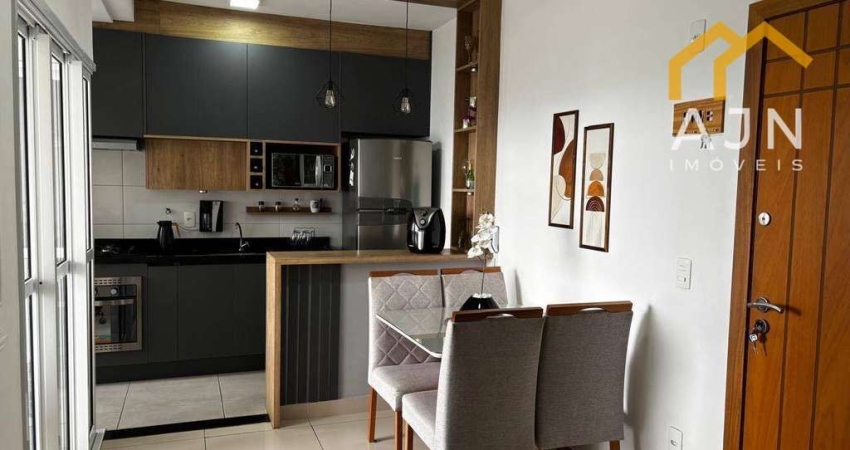 Apartamento com 2 dormitórios à venda, 63 m² por R$ 650.000,00 - Jardim Satélite - São José dos Campos/SP