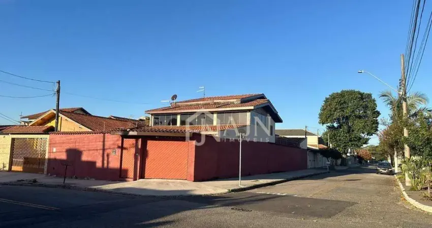 Casa com 4 dormitórios à venda, 150 m² por R$ 1.170.000,00 - Jardim Satélite - São José dos Campos/SP