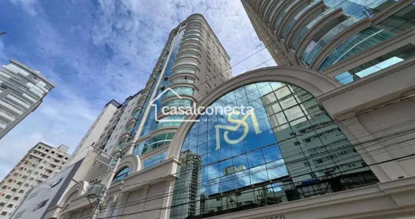 Apartamento à venda, no Piazza San Marco, Meia Praia, com 3 quartos, 129,60m²