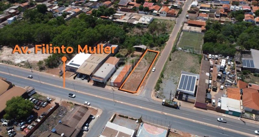Terreno na Av. Filinto Muller com 792m²