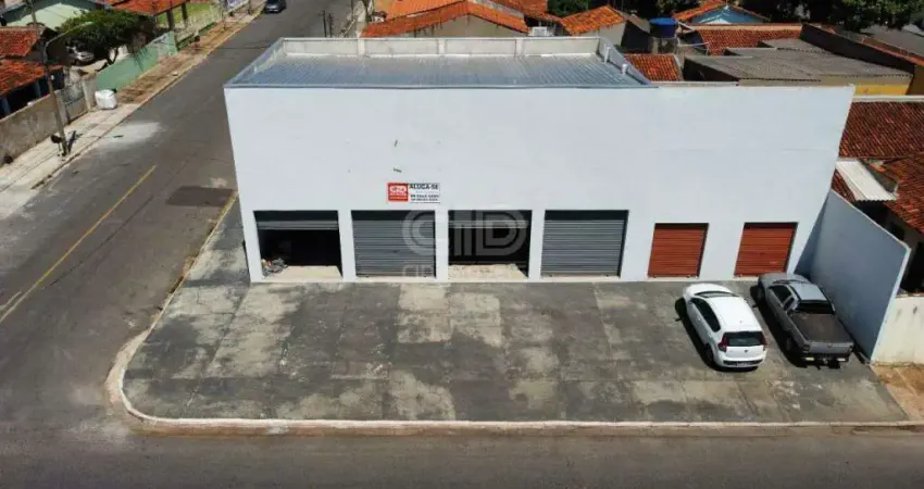 Salão comercial com aproximadamente 117m² no bairro CPA II