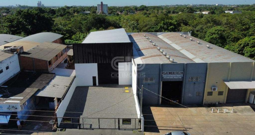 Galpão com 350m² na Rua Barão de Melgaço