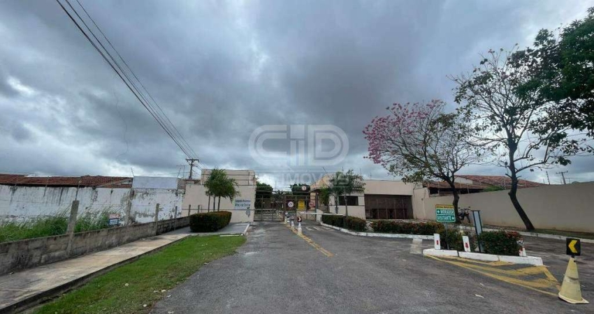 Casa com 3 quartos no condomínio Residencial Altos da Colina