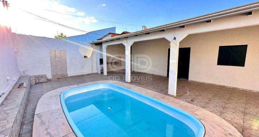 Casa com 3 quartos para alugar na Morada da Serra, Cuiabá 
