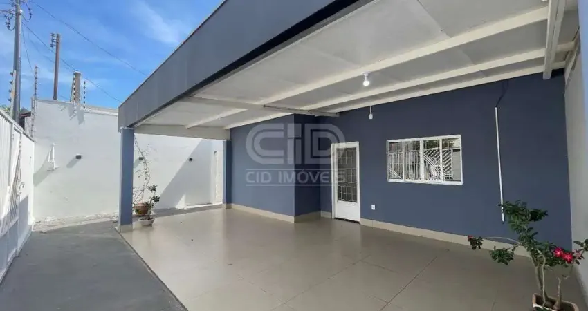 Casa com 2 quartos para alugar na Rua 18 de Março, Petrópolis, Várzea Grande