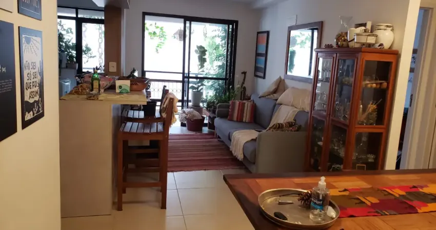 Apartamento para alugar Tijuca 2 quartos varanda mobiliado!