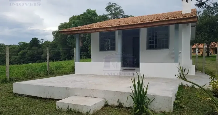 Casa com 2 quartos para alugar na Rua Ernesto Luiz Pellanda, Ganchinho, Curitiba