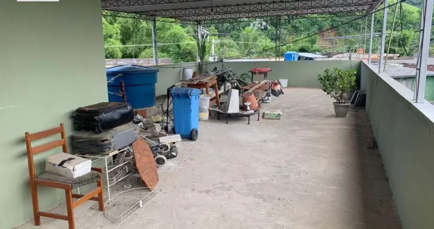 Casa Triplex para Venda em Parque Xerém Duque de Caxias-RJ