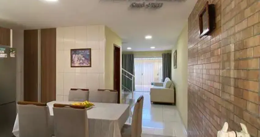 Casa Duplex para Venda em Parque A Equitativa Duque de Caxias-RJ