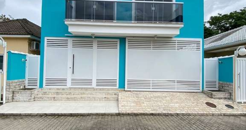 Duplex de alto padrão Chácara Arcampo.