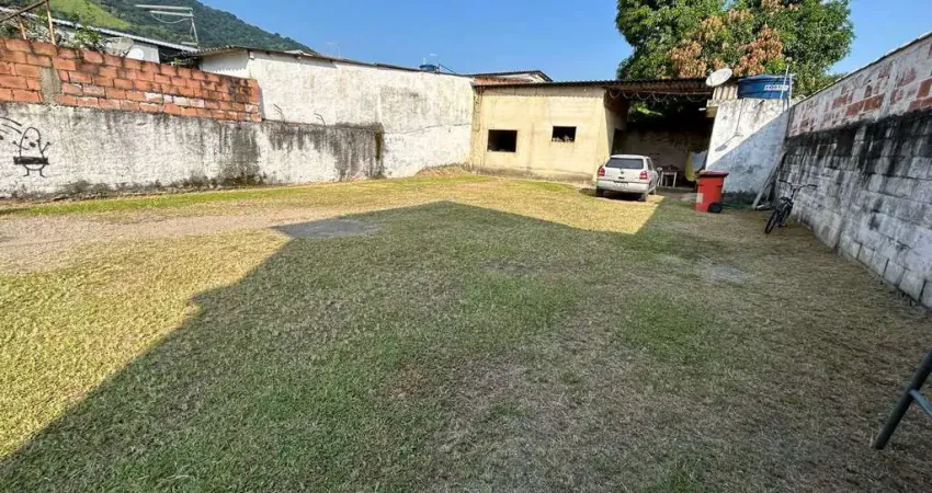 Terreno à venda na Rua Eurico, Parque Xerém, Duque de Caxias