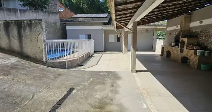 Casa à venda no bairro Chácaras Arcampo - Duque de Caxias/RJ