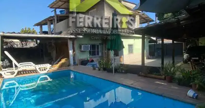 2 CASAS PELO PREÇO DE 1 COM PISCINA EM ST CRUZ DA SERRA