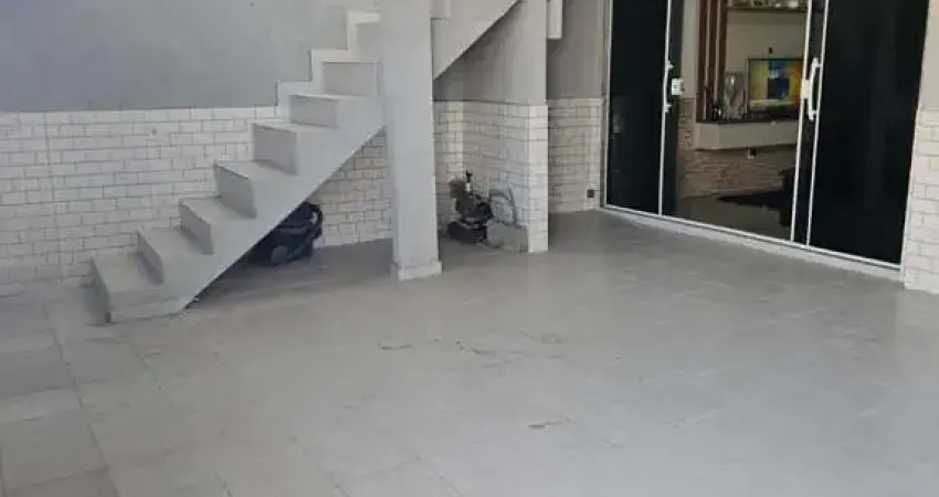 Casa com 2 quartos à venda na Rua Seridó, Vila Maria Helena, Duque de Caxias