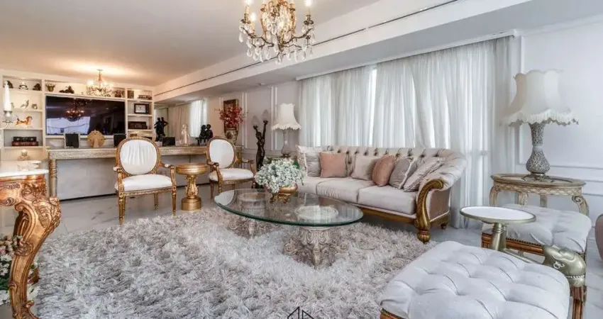 Apartamento à venda Condomínio Villa Alexandra com 293m², 3 quartos e 3 vagas