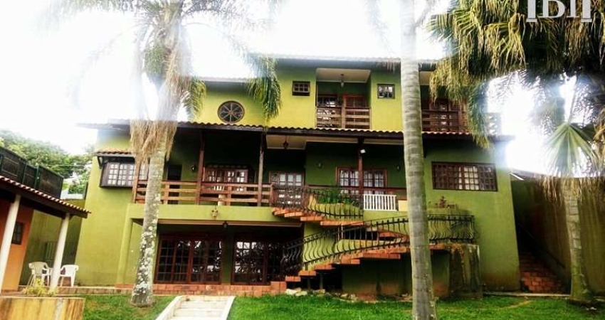Casa com 2 quartos à venda na Rua Santo Augusto, 9, Granja Viana, Carapicuíba