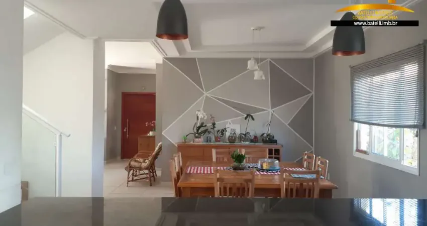 Casa à venda no condomínio terras de santa adélia em vargem grande paulista