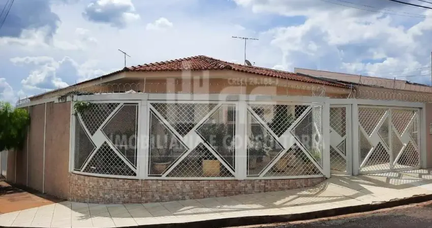 Casa com 4 quartos à venda no Jardim Ohara, Marília 