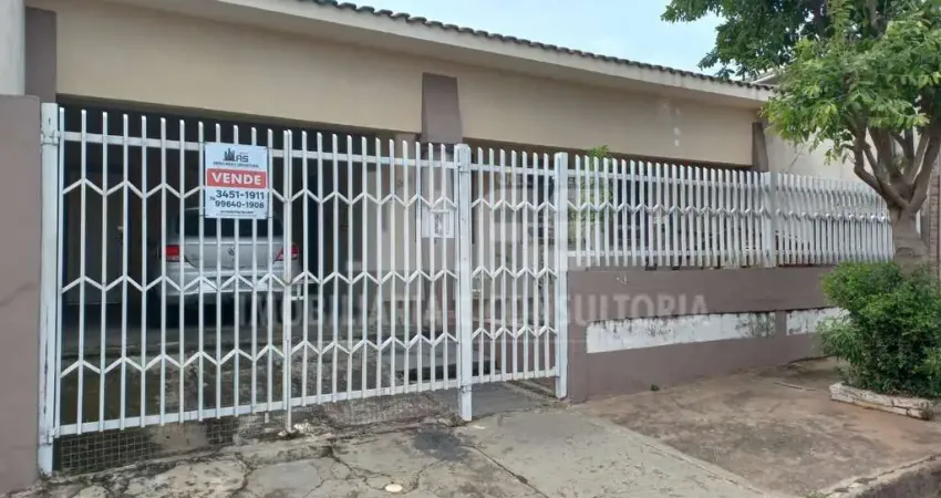 Casa à venda no bairro Jardim Teotônio Vilela - Marília/SP
