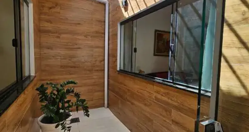 Casa com 3 quartos à venda no Núcleo Habitacional Costa e Silva, Marília 