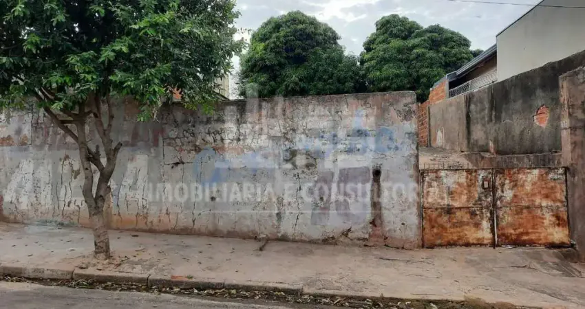Terreno à venda no bairro Alto Cafezal - Marília/SP