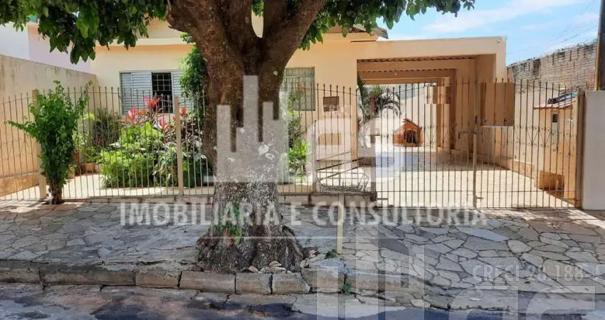 Casa com 4 quartos à venda no Jardim Nacional, Marília 