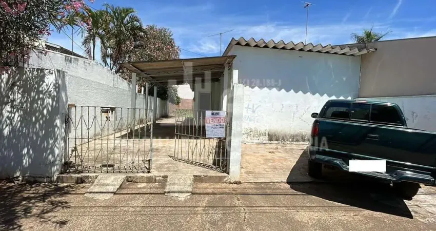 Casa à venda no bairro Jardim Esplanada - Marília/SP