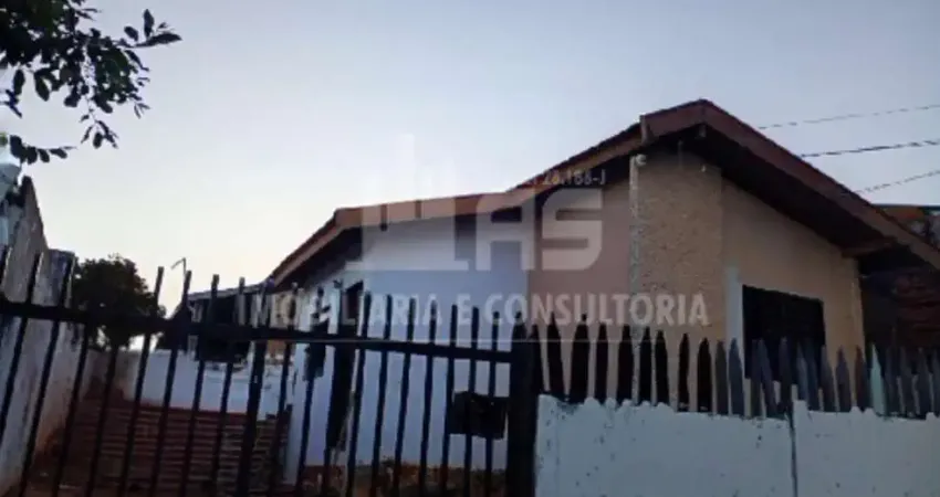 Casa à venda no bairro núcleo habitacional castelo branco - marília/sp